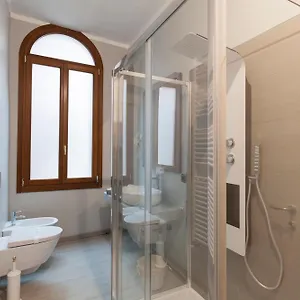Simon' Secret 2*, Venedig Italien